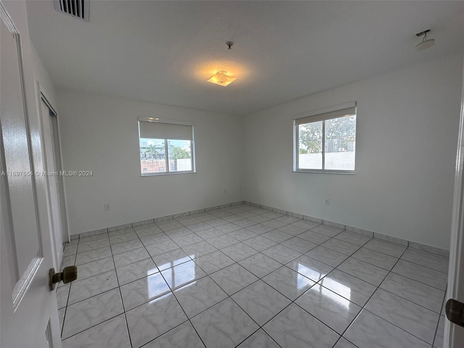 9 E 4th St #204, Hialeah, Florida image 13