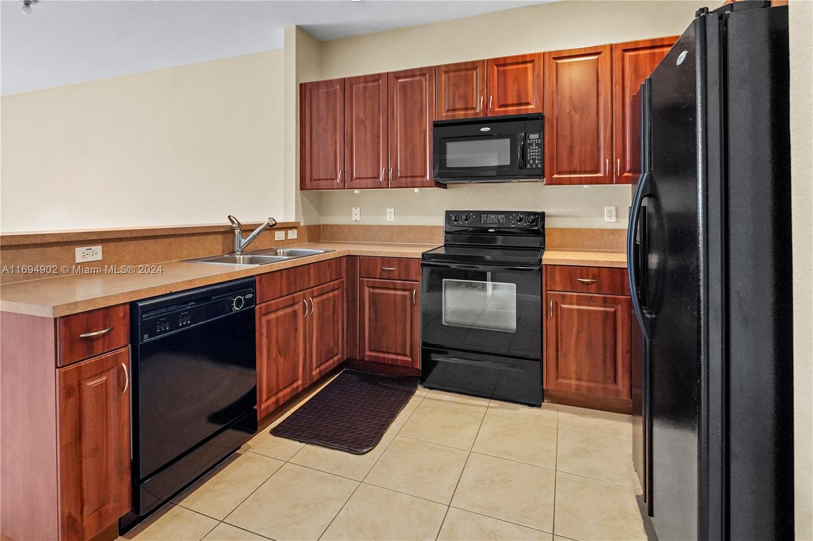 3589 NW 13th St, Lauderhill, Florida image 3