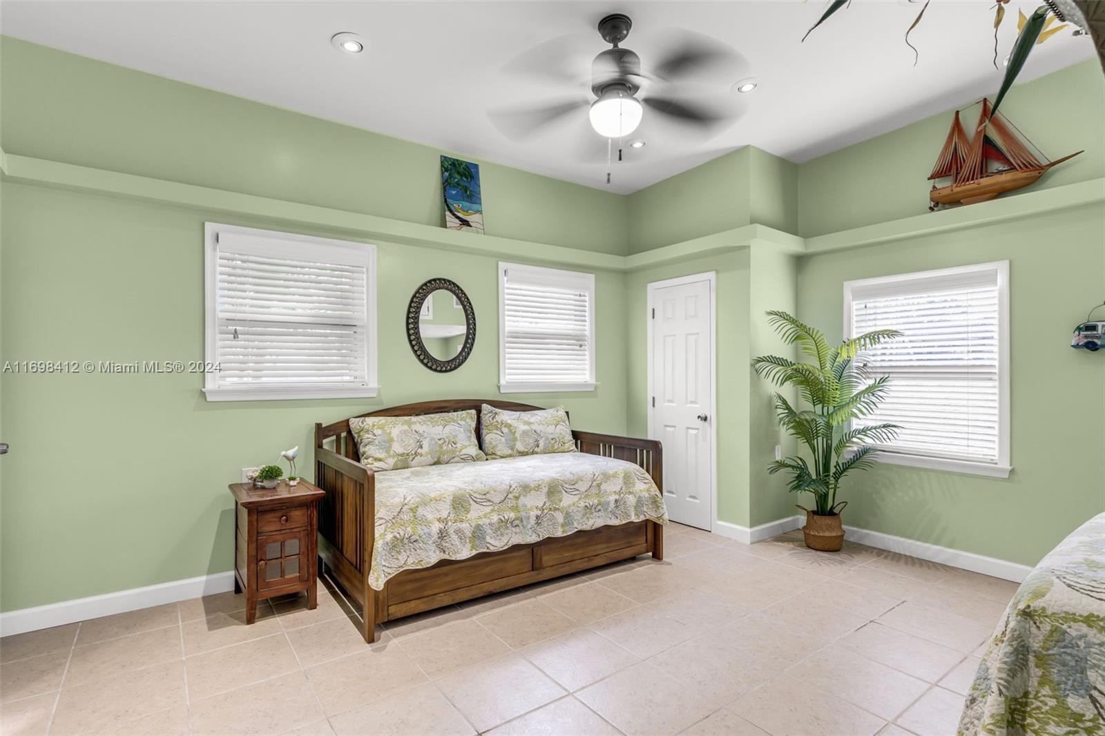 712 26th Street Ocean, Marathon, Florida image 17