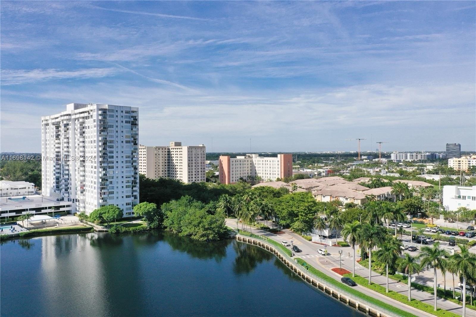 2780 NE 183rd St #515, Aventura, Florida image 1