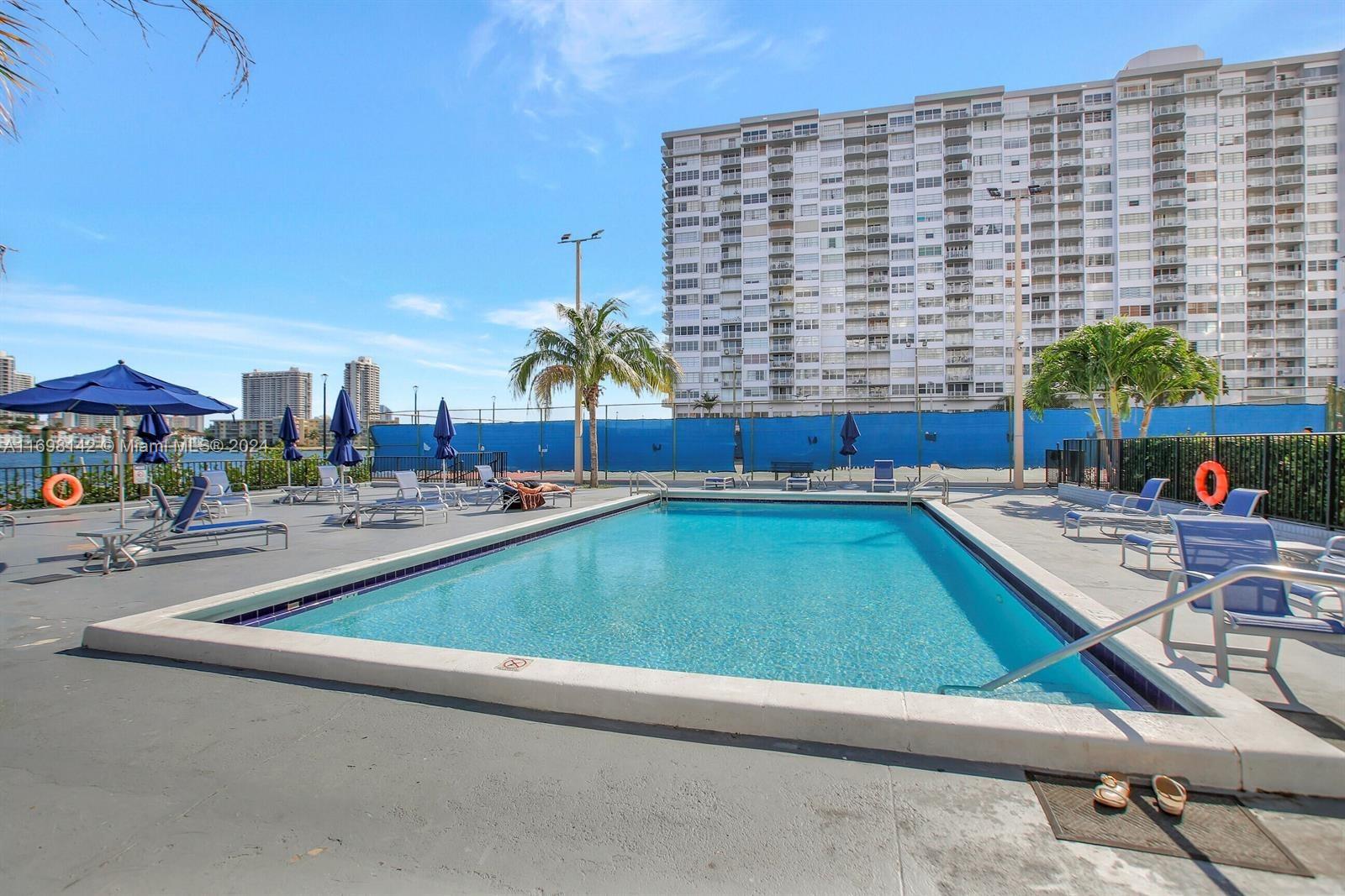 2780 NE 183rd St #515, Aventura, Florida image 29
