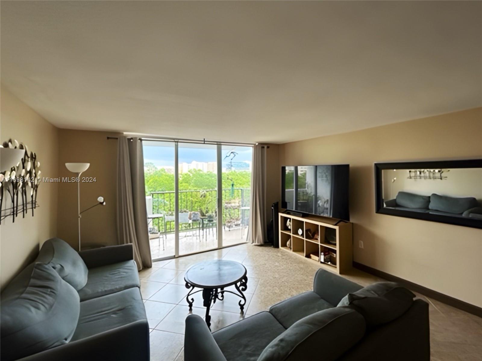 2780 NE 183rd St #515, Aventura, Florida image 8