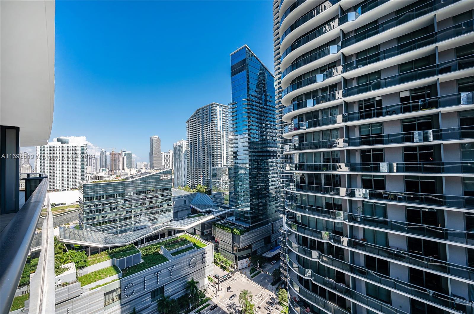 55 SW 9th St #2303, Miami FL 33130