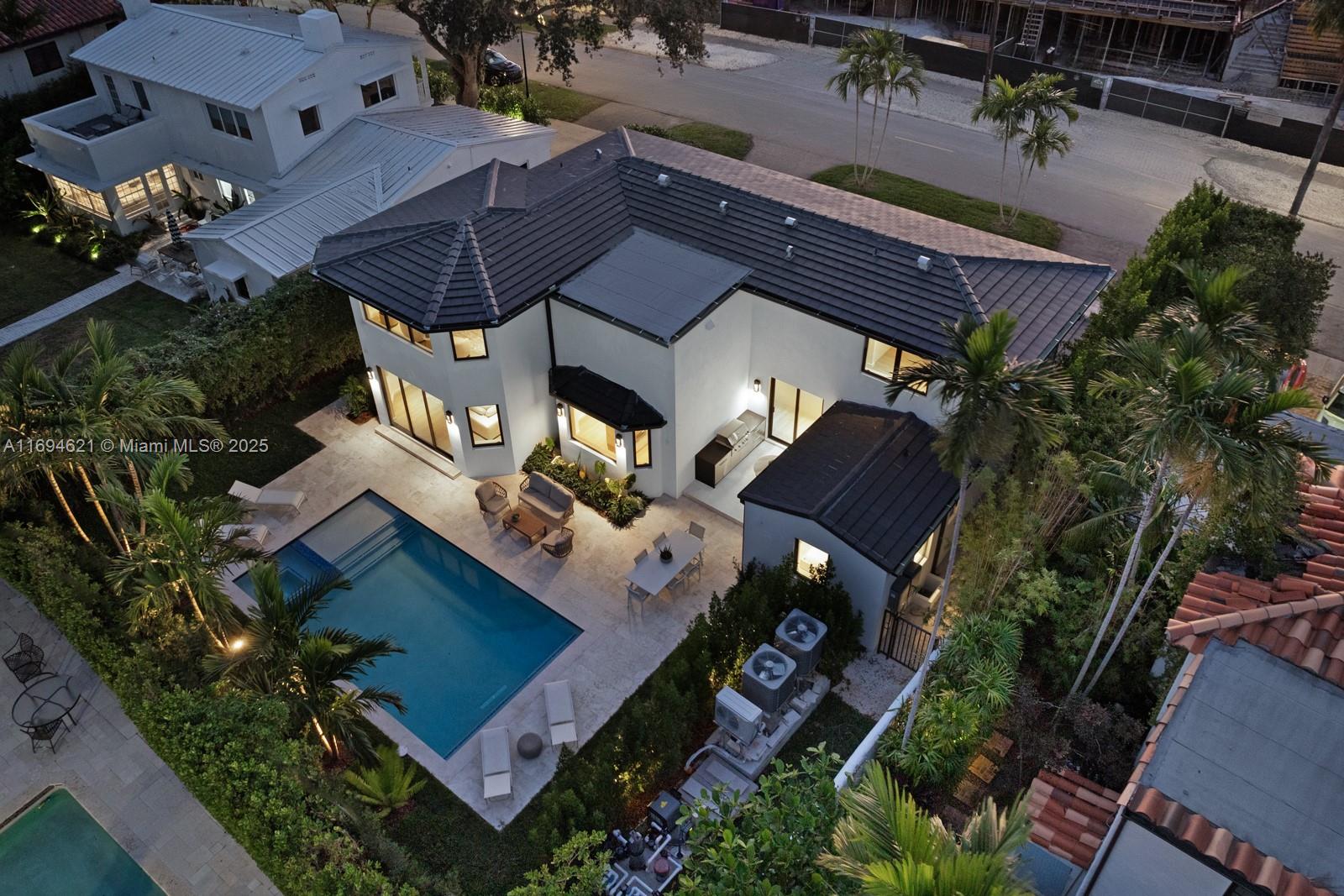 4575 N Bay Rd, Miami Beach, Florida image 34