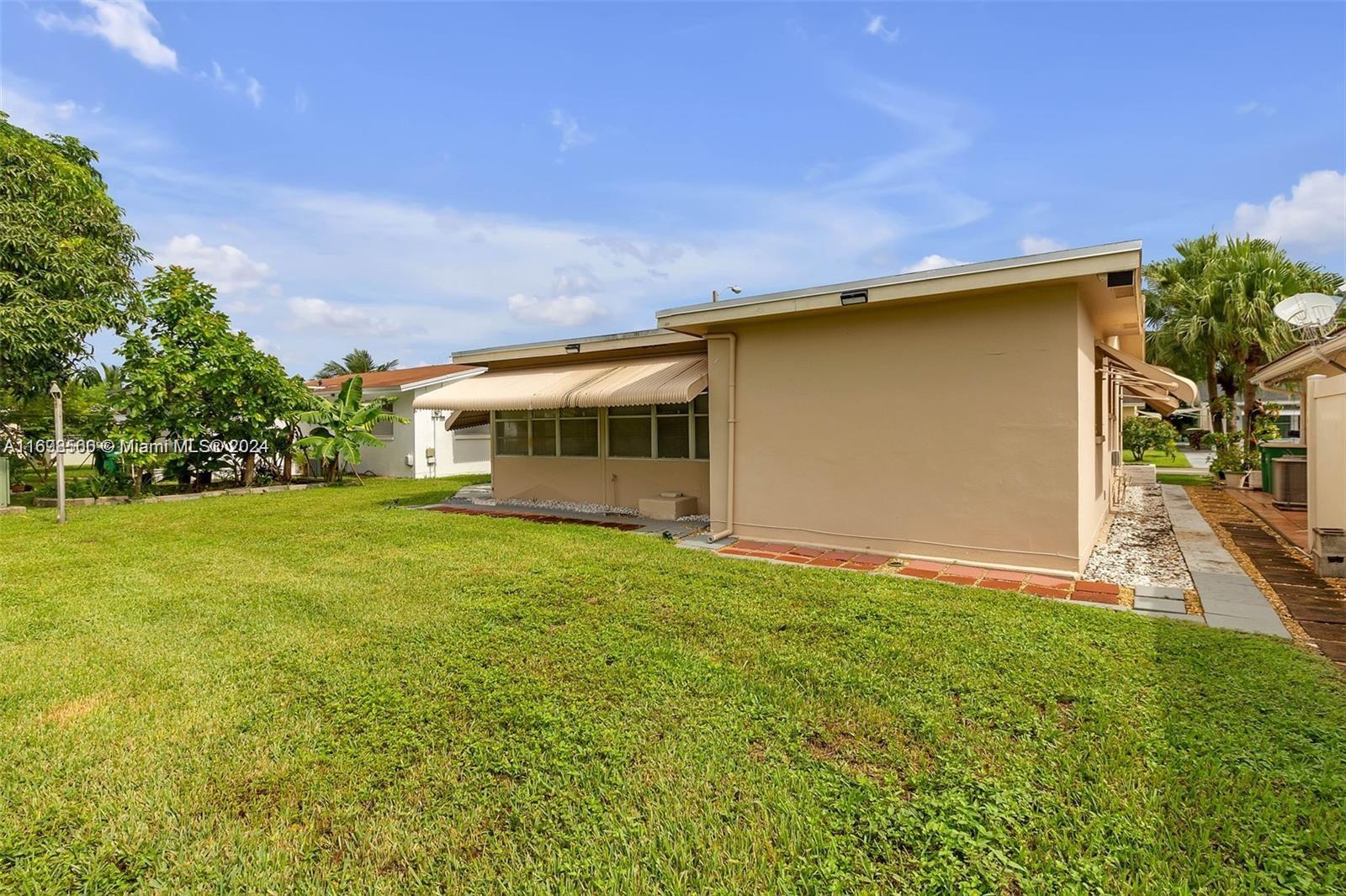 4710 NW 49th Pl, Tamarac, Florida image 29