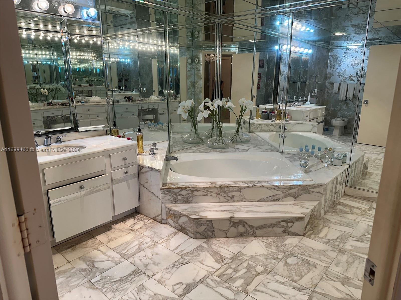 10155 Collins Ave #1701, Bal Harbour FL 33154