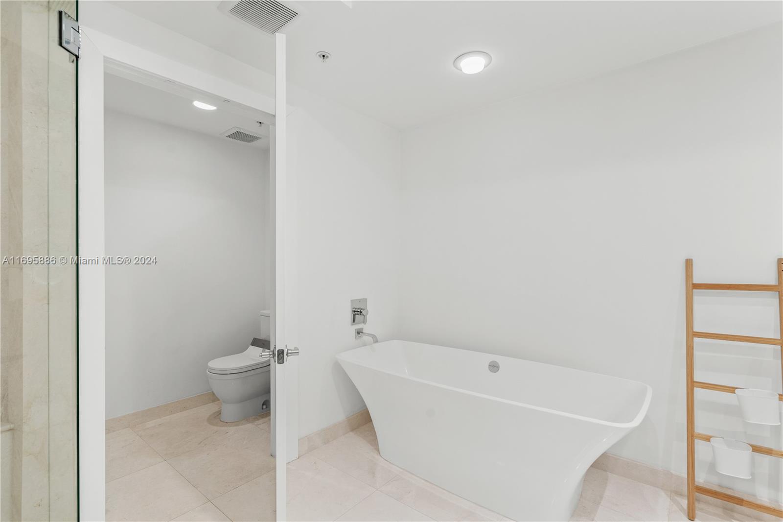 17111 Biscayne Blvd #1202, North Miami Beach, Florida image 30