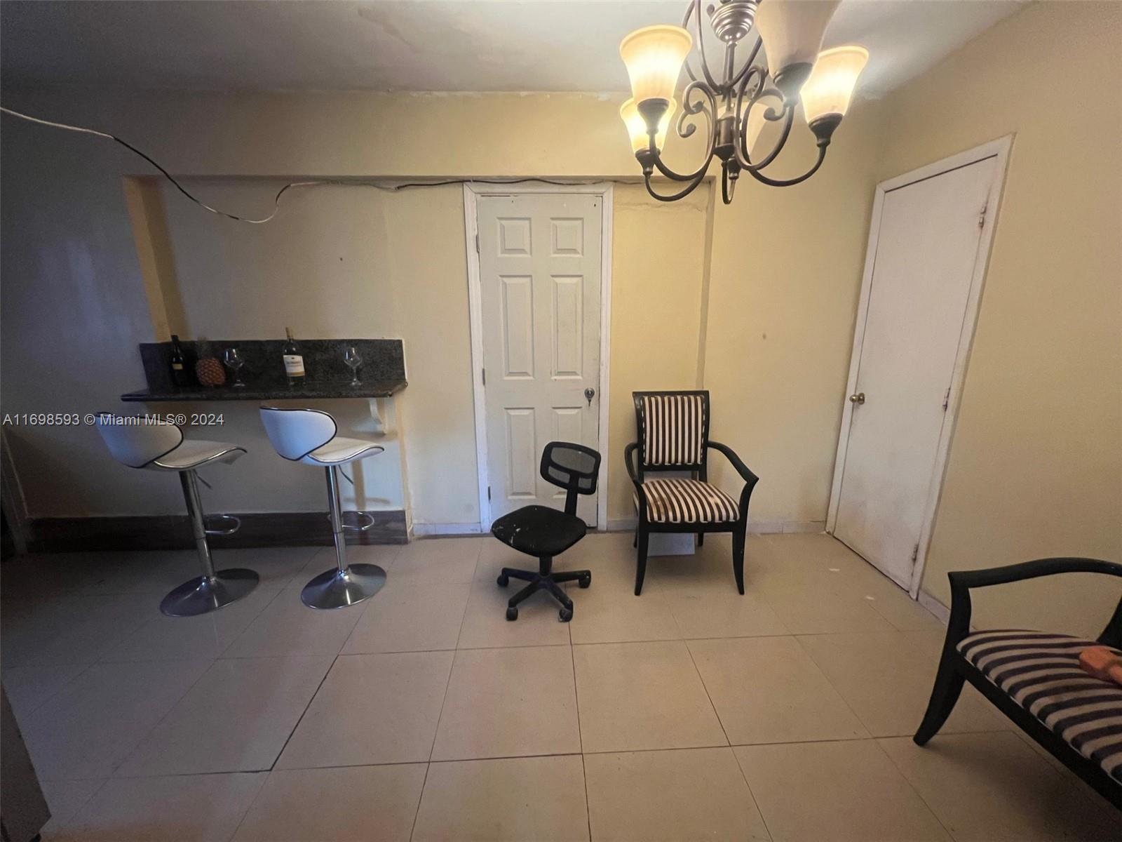 2421 Arcadia Dr, Miramar, Florida image 6