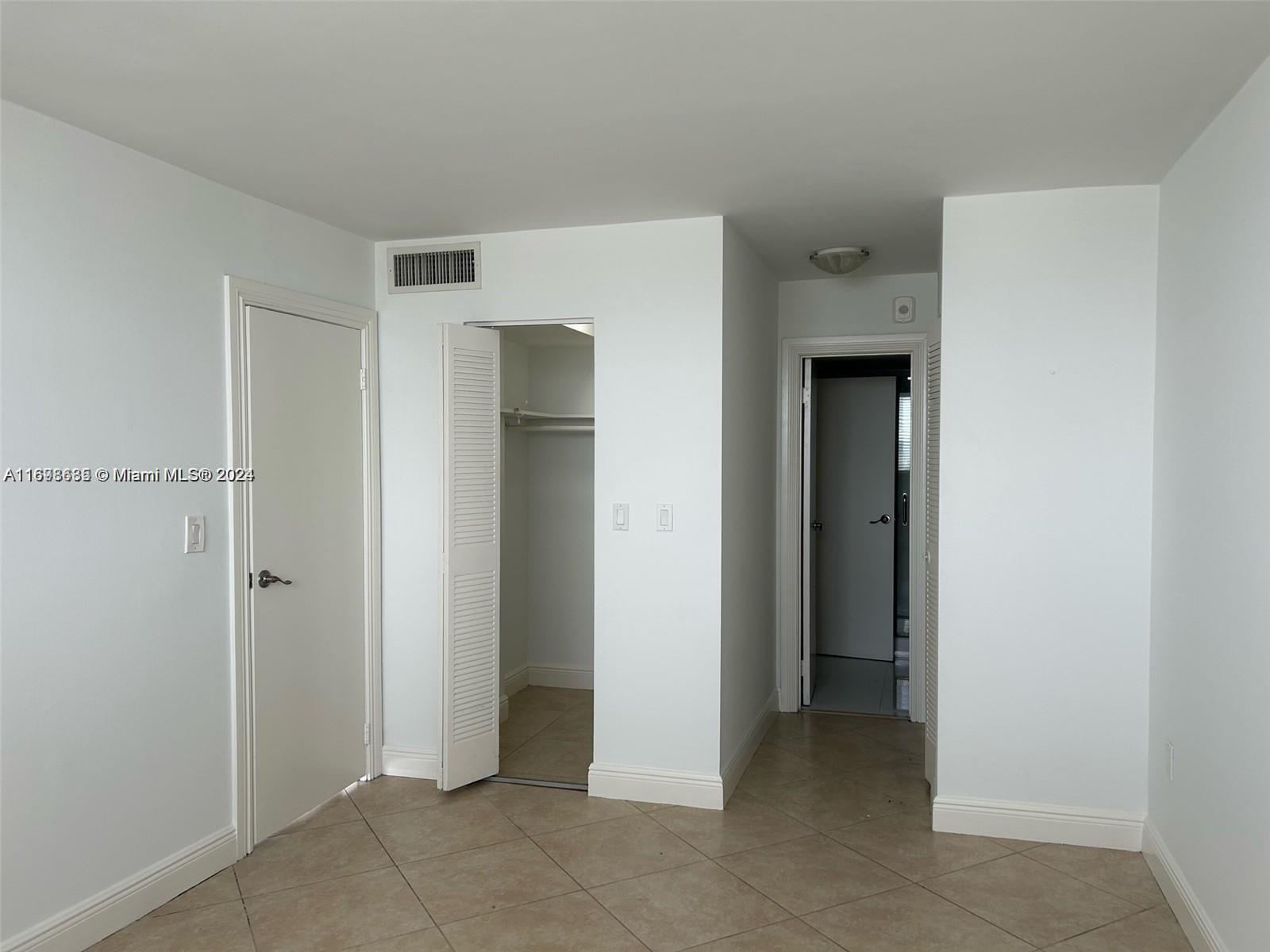 16465 NE 22nd Ave #508, North Miami Beach, Florida image 9