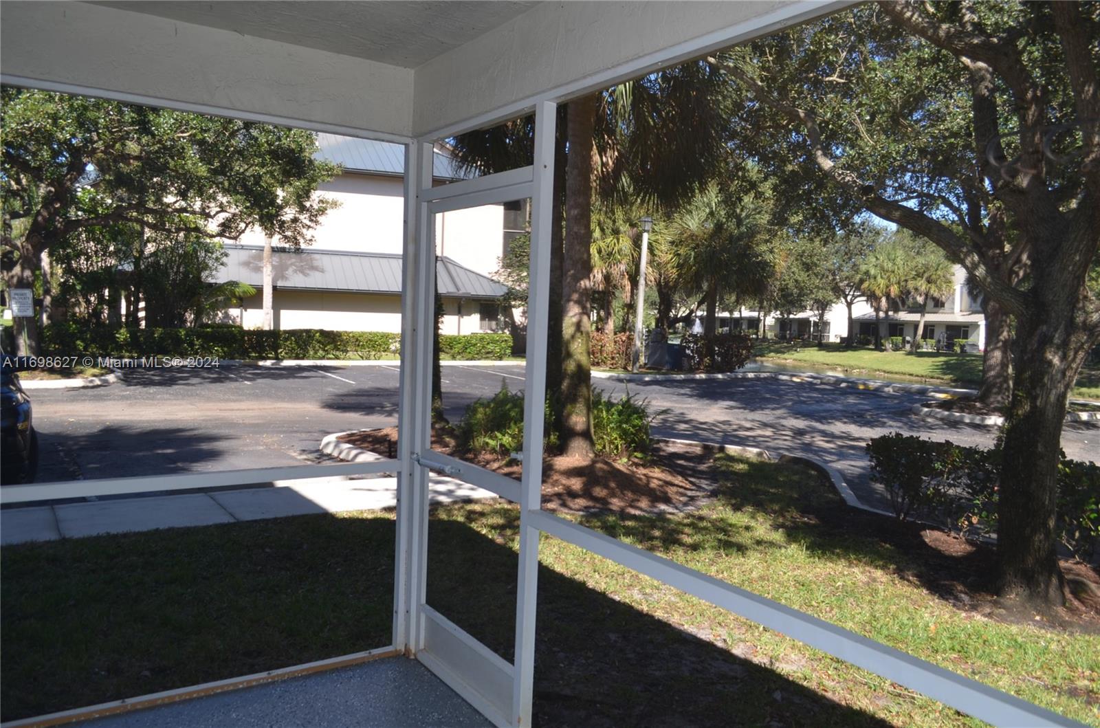 150 SW 96th Ter #150, Plantation, Florida image 18