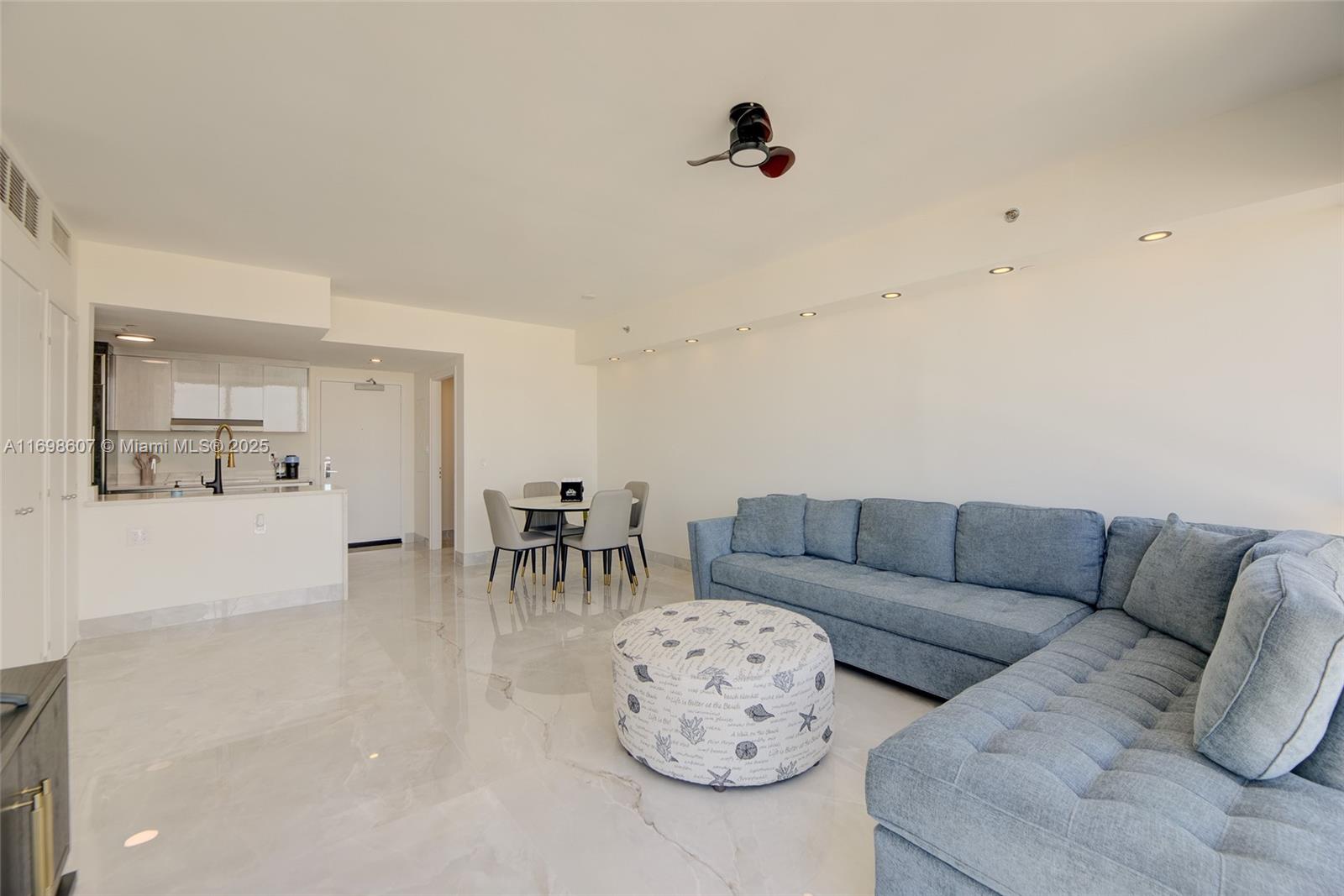 450 Alton Rd #2008, Miami Beach FL 33139