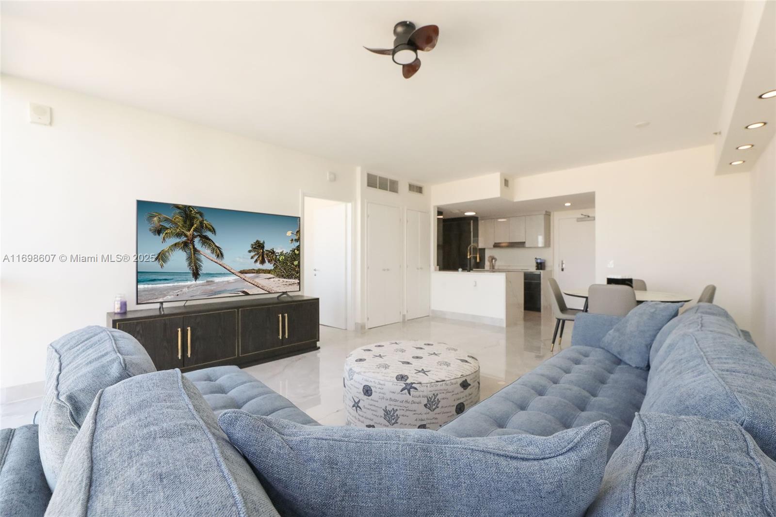 450 Alton Rd #2008, Miami Beach FL 33139
