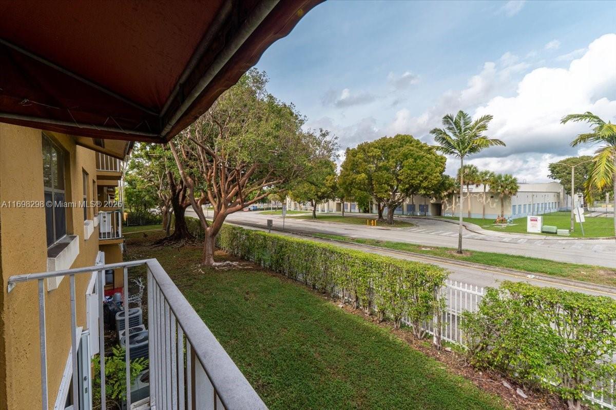 Listing Photo 19