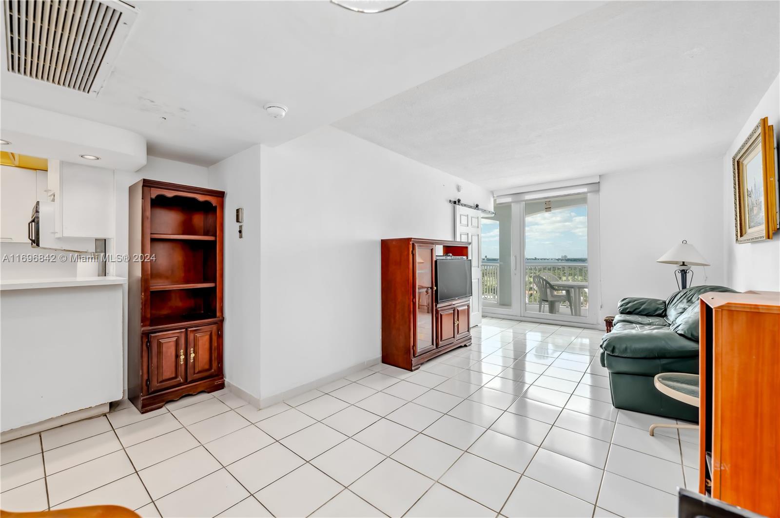 5401 Collins Ave #1424, Miami Beach, Florida image 7