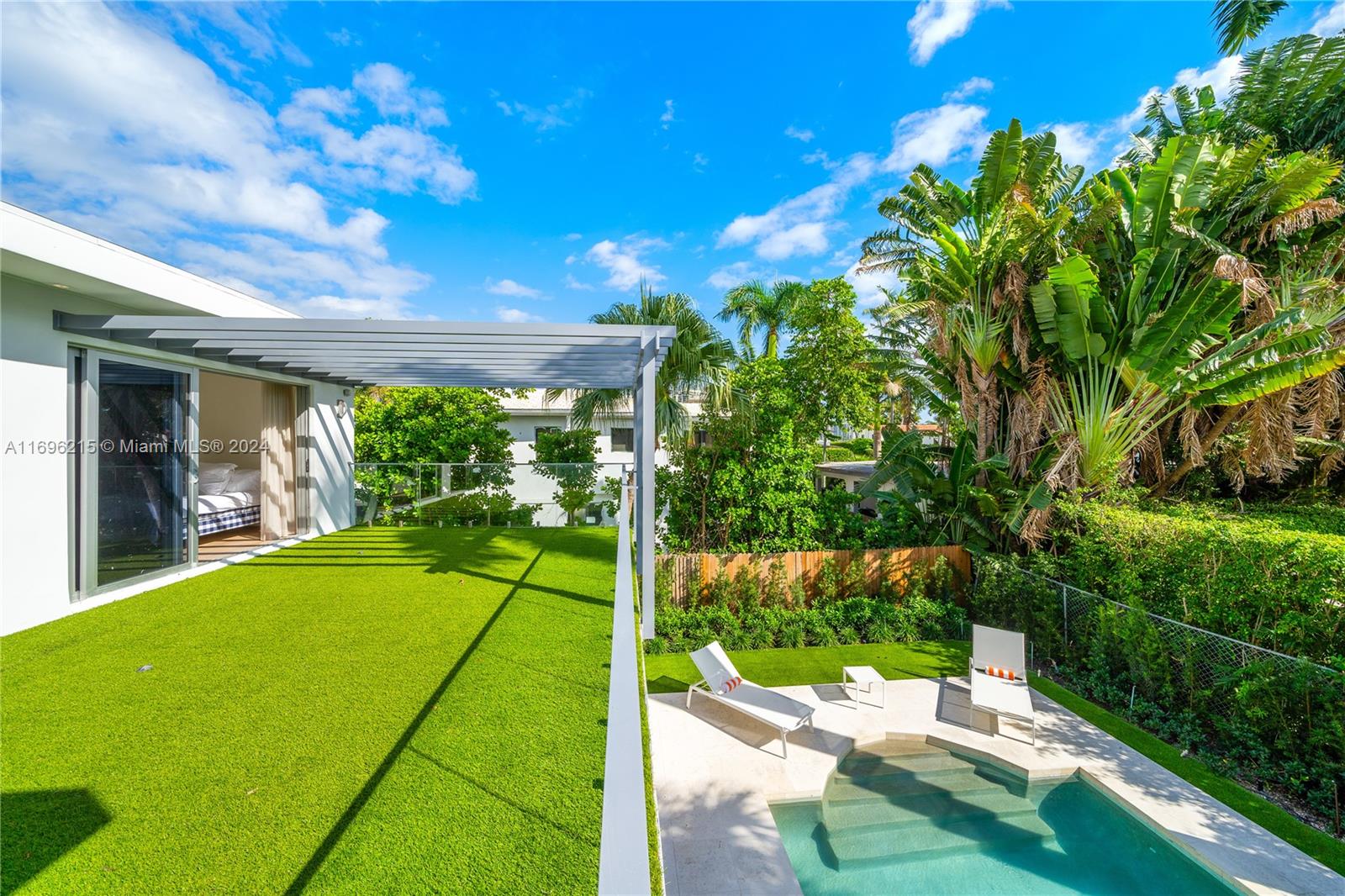 110 Venetian Way, Miami Beach, Florida image 28