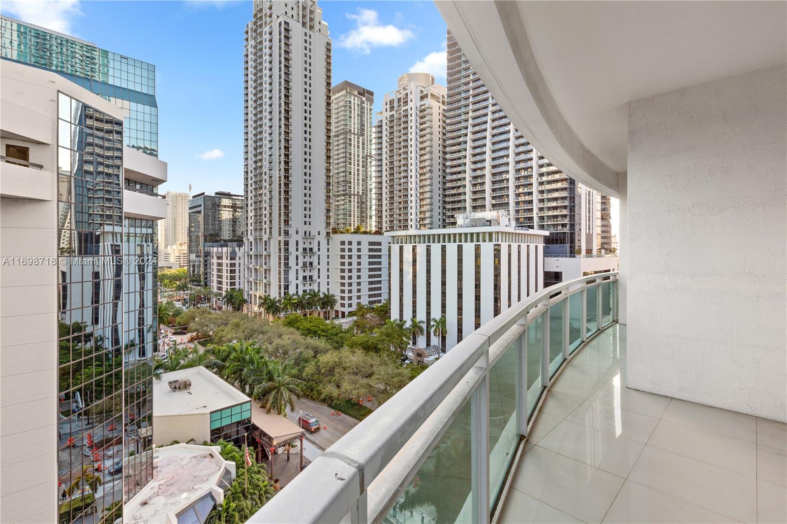 951 Brickell Ave #1010, Miami, Florida image 2