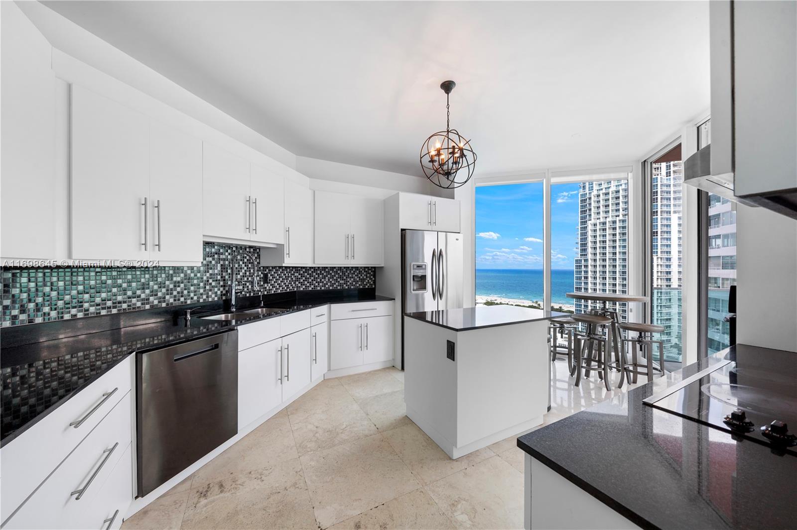 300 S Pointe Dr #1901, Miami Beach FL 33139
