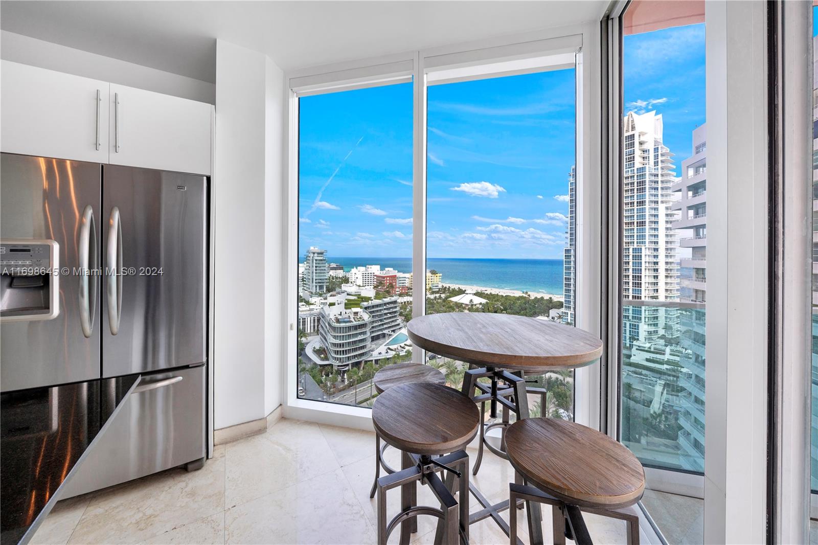 300 S Pointe Dr #1901, Miami Beach FL 33139