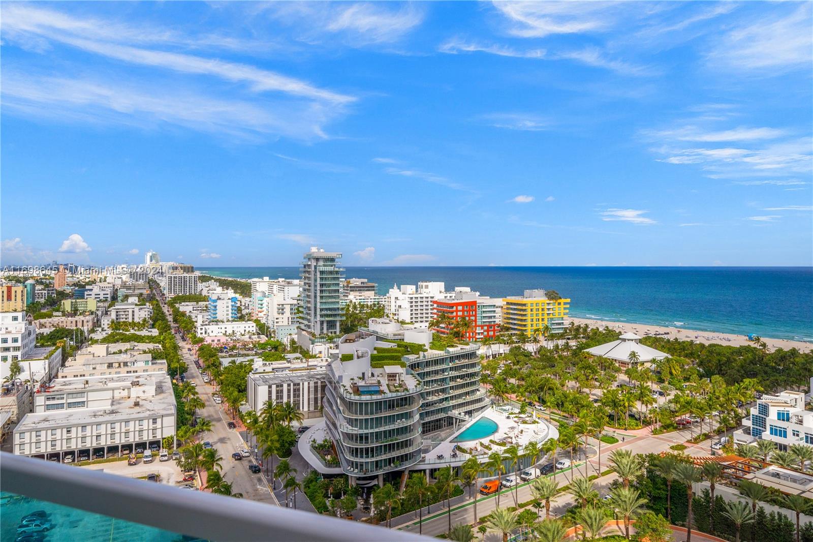 300 S Pointe Dr #1901, Miami Beach FL 33139