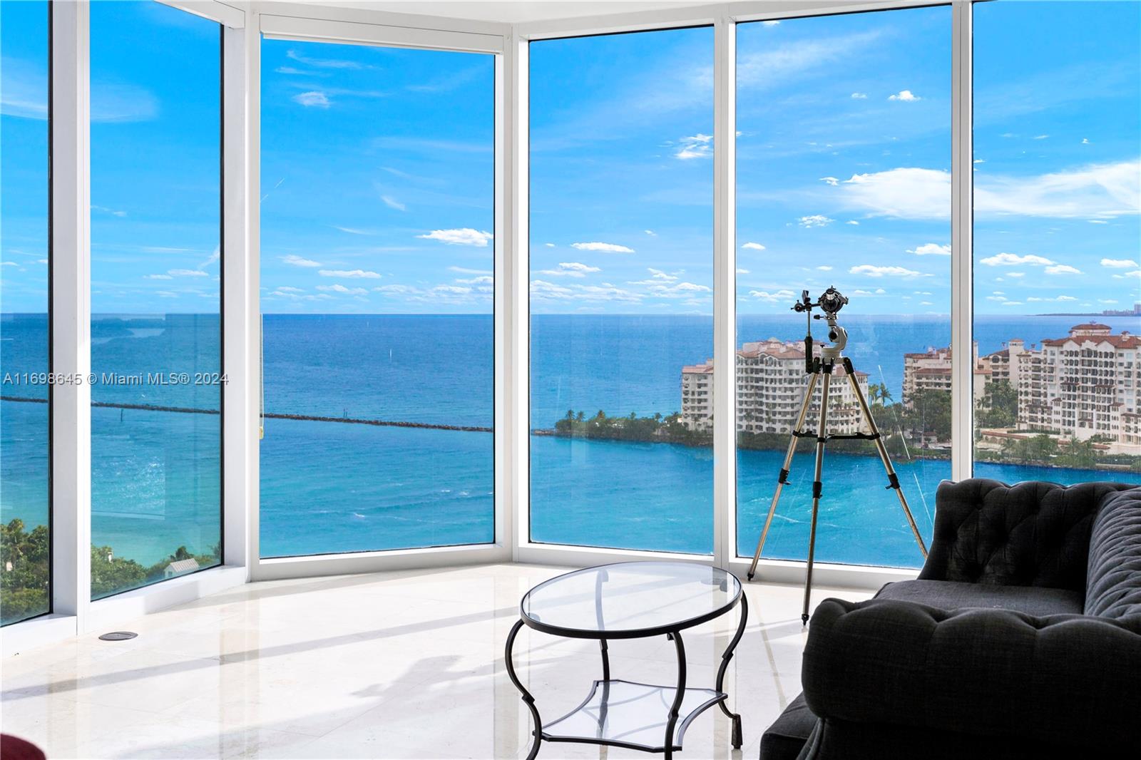 300 S Pointe Dr #1901, Miami Beach FL 33139