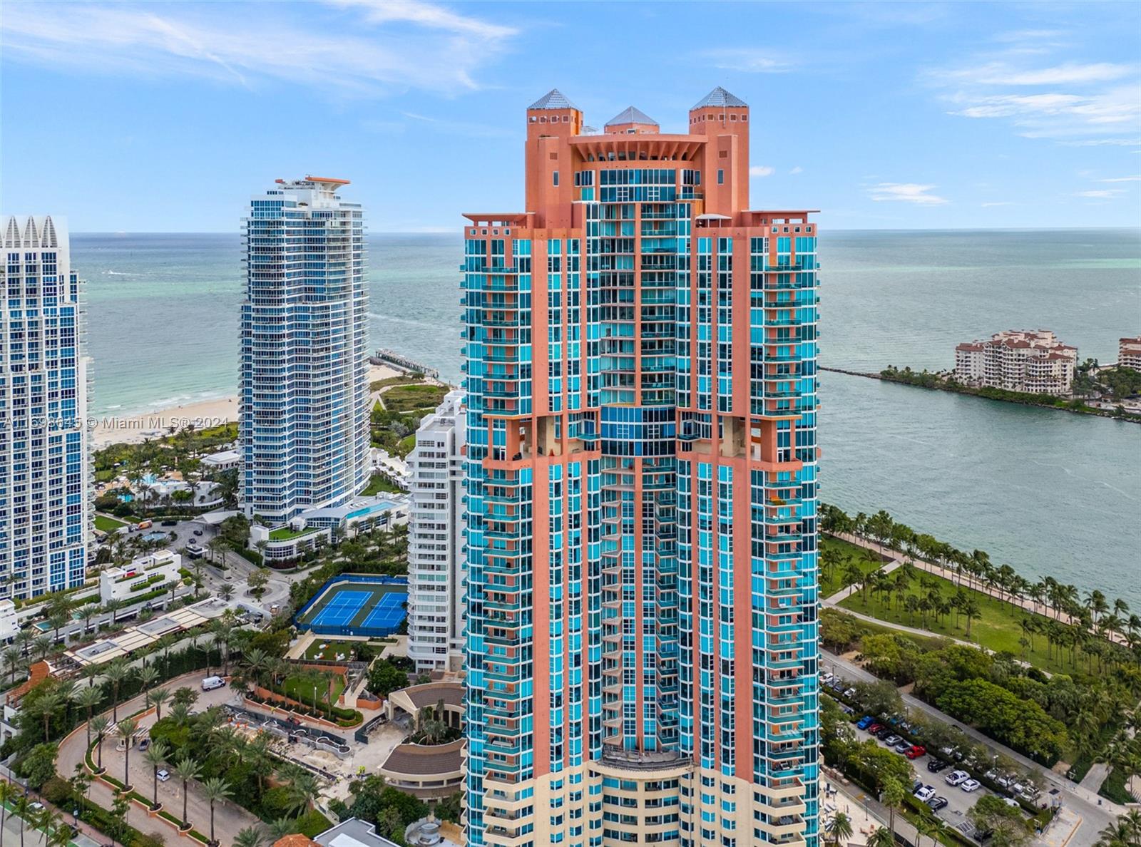 300 S Pointe Dr #1901, Miami Beach FL 33139