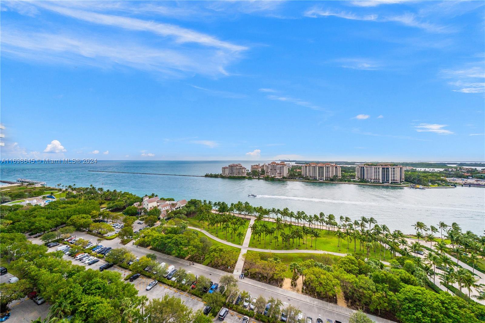300 S Pointe Dr #1901, Miami Beach FL 33139