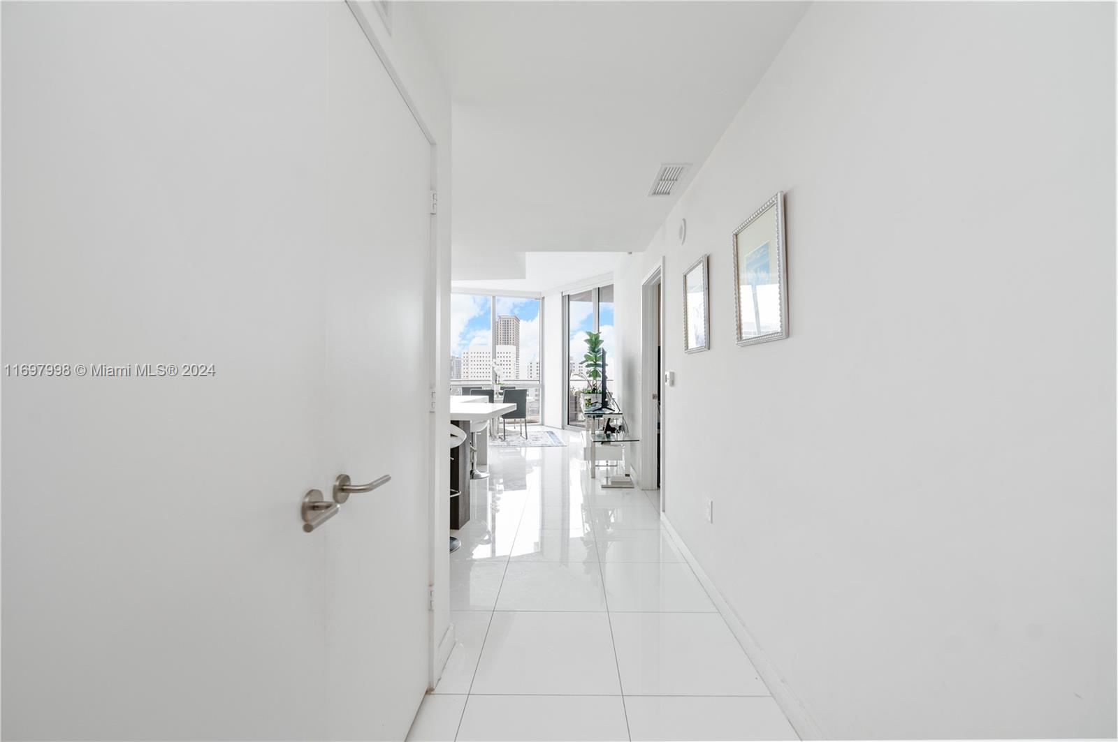 851 NE 1st Ave #1410, Miami, Florida image 18