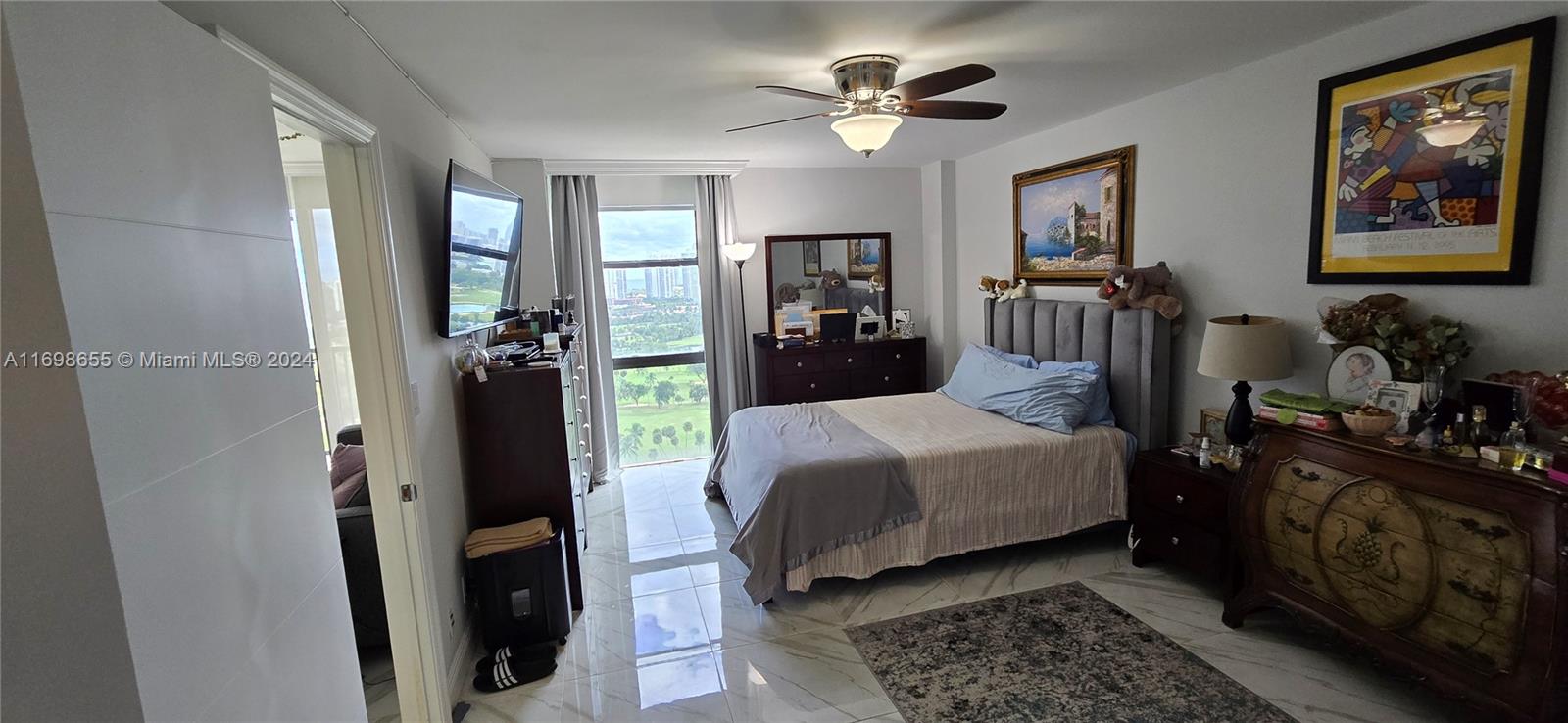Listing Photo 17