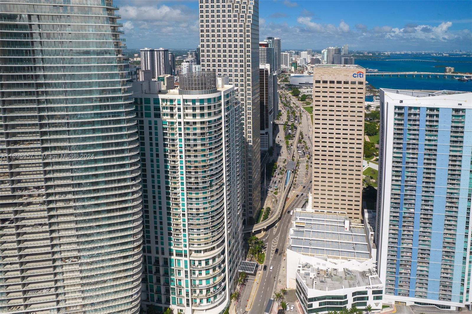 300 S Biscayne Blvd #T-2614, Miami FL 33131