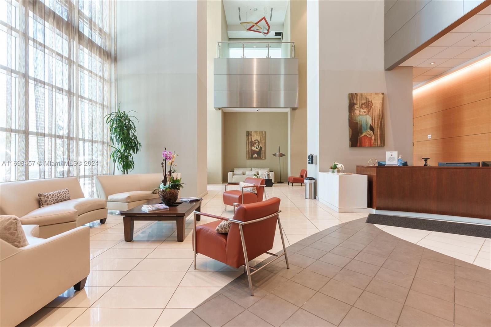 300 S Biscayne Blvd #T-2614, Miami FL 33131