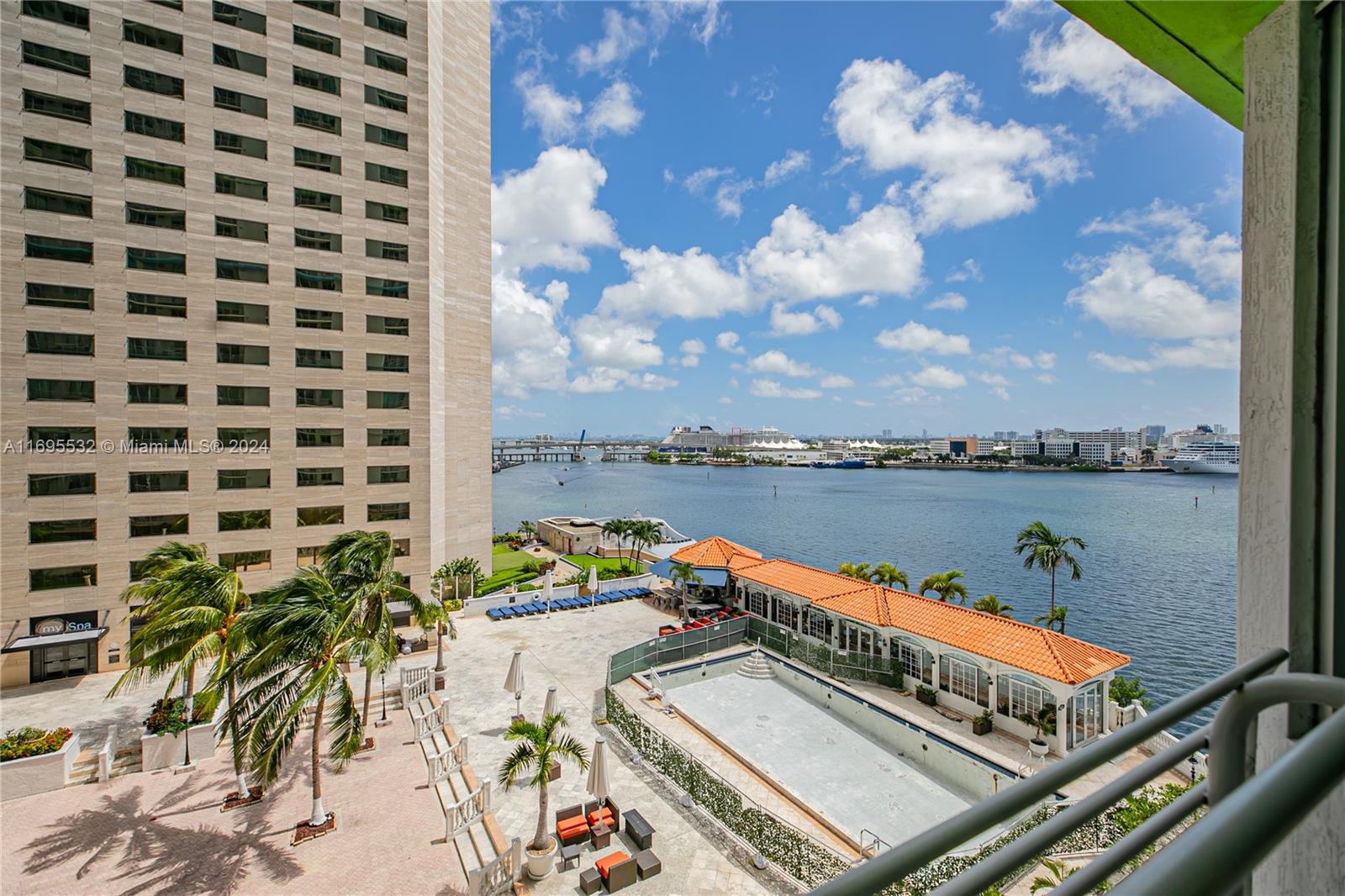 Stunning 2-bedroom, 2-bathroom condominium boasting captivating vistas of Biscayne Bay and the Port of Miami. This residence features exquisite Italian kitchen cabinets . The building offers a wealth of amenities, including two swimming pools, a jacuzzi, two party rooms, a sundeck, sauna, two fitness centers, a convenience store, and round-the-clock security, valet, and concierge services. Ideally situated for convenience, this centrally located condo is just minutes away from South Beach, Coconut Grove, Coral Gables, and the airport.