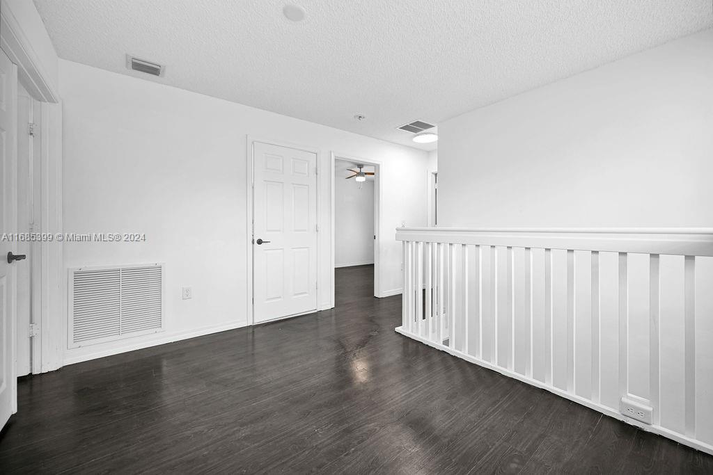 Listing Photo 29