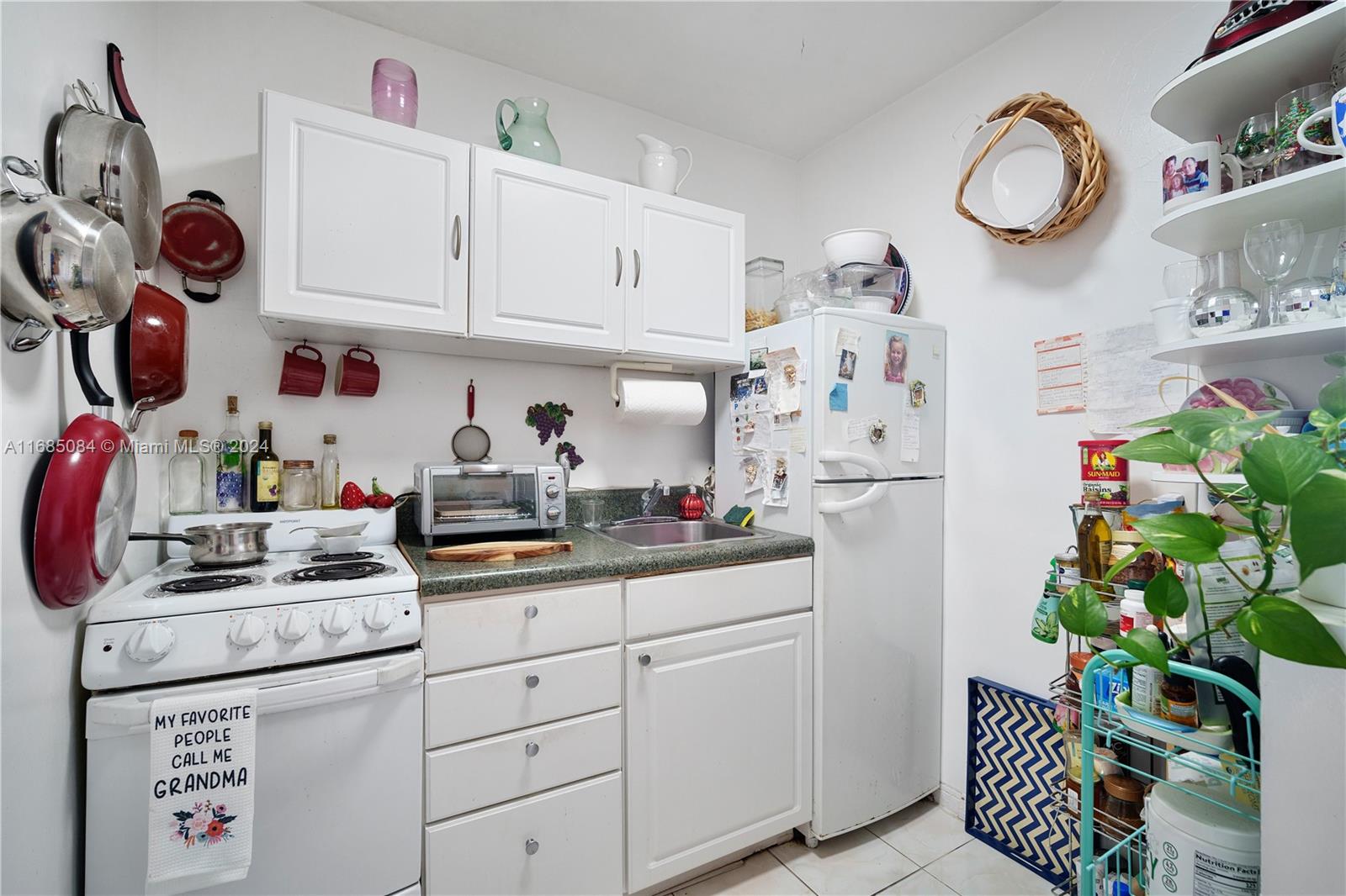 Listing Photo 8