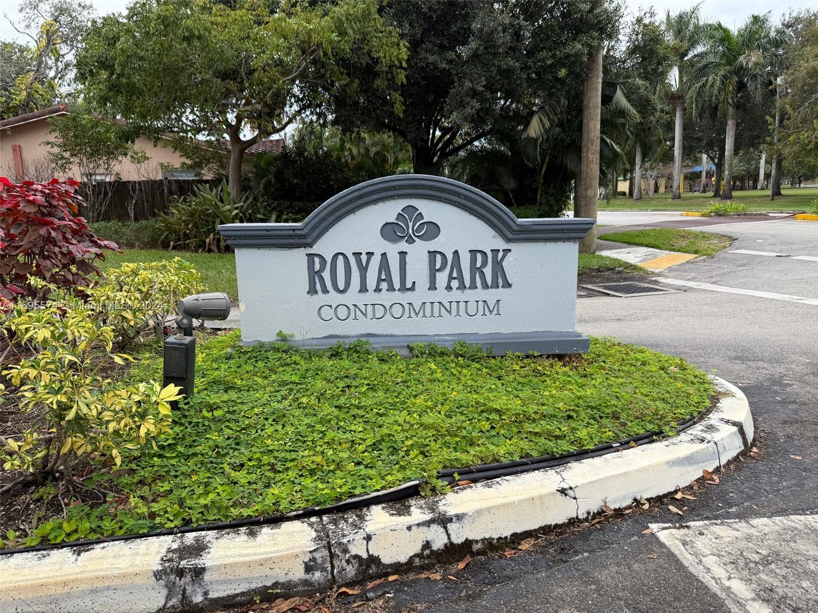 113 Royal Park Dr #1B, Oakland Park, Florida image 14