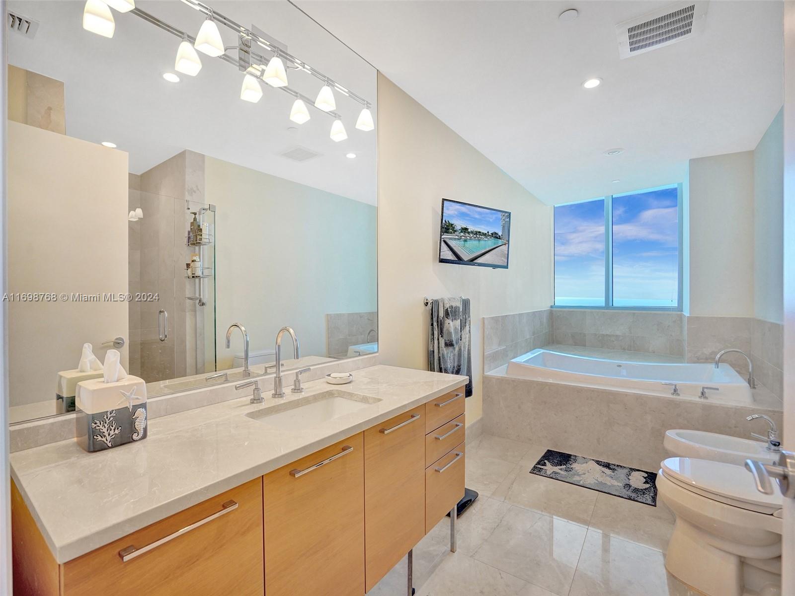 17001 Collins Ave #4608, Sunny Isles Beach, Florida image 29