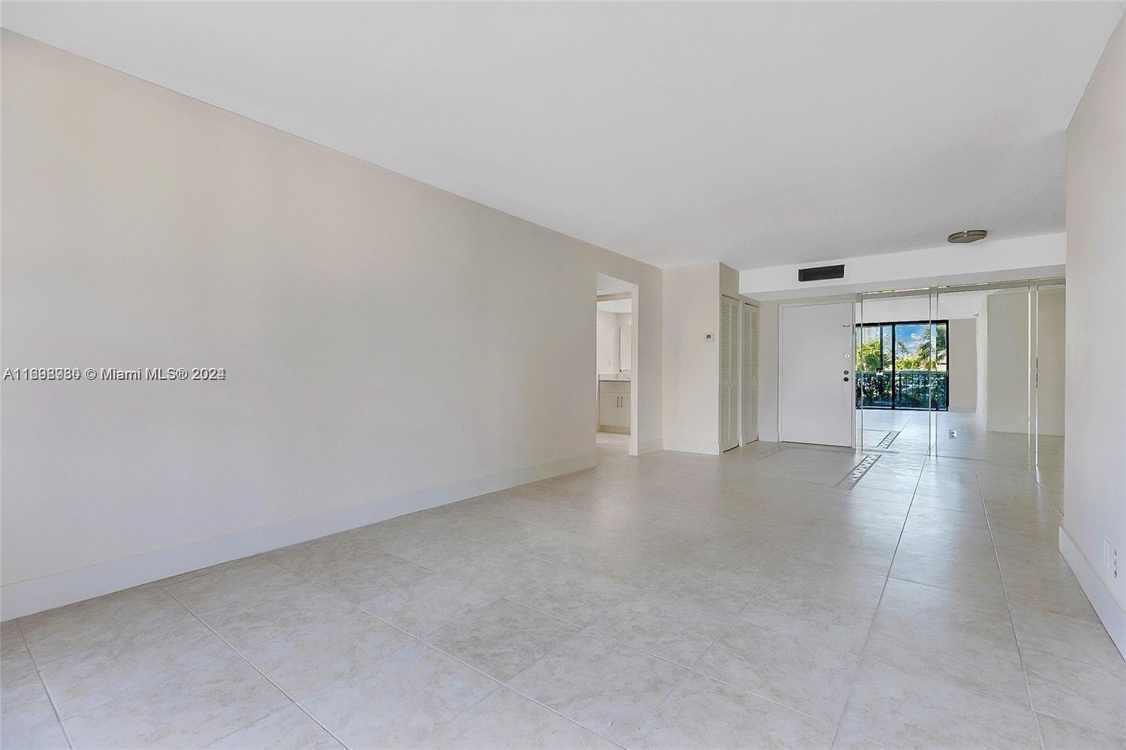 290 174th St #L17, Sunny Isles Beach, Florida image 11