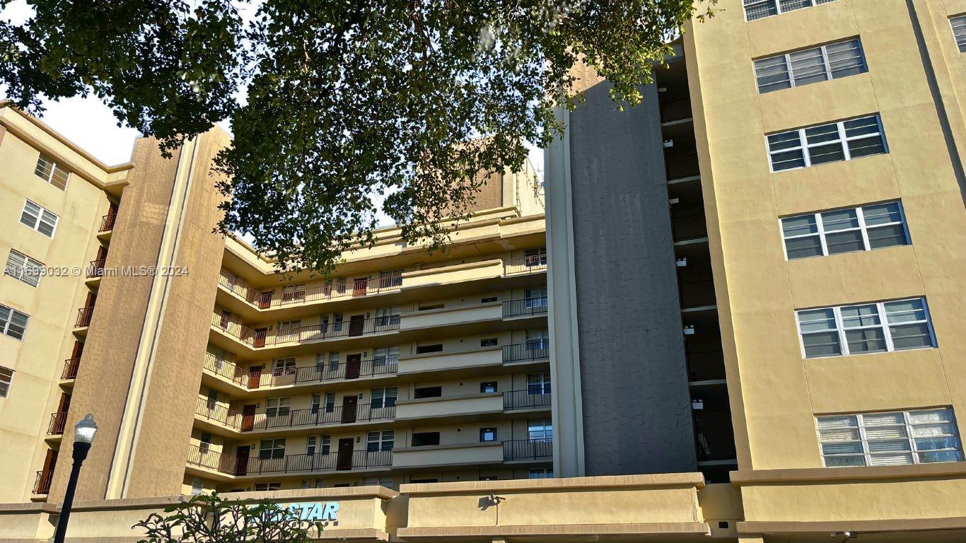 1811 Jefferson St Unit 705, Hollywood, Florida 33020