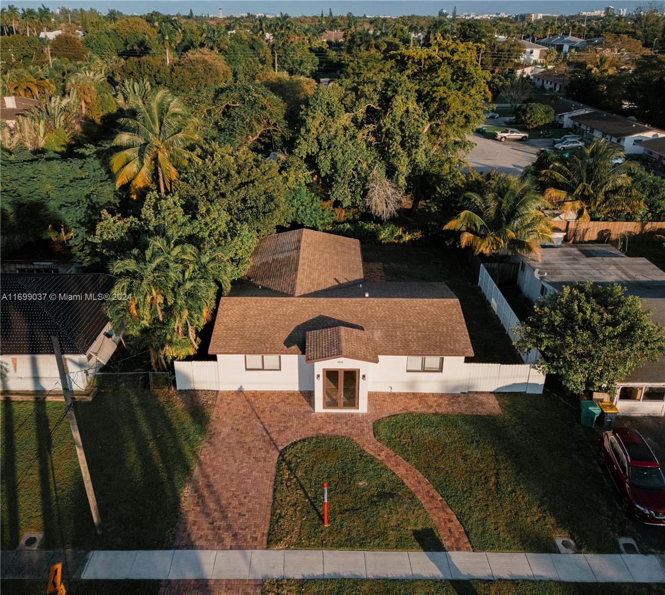 4510 SW 34th Ave, Dania Beach, Florida image 1