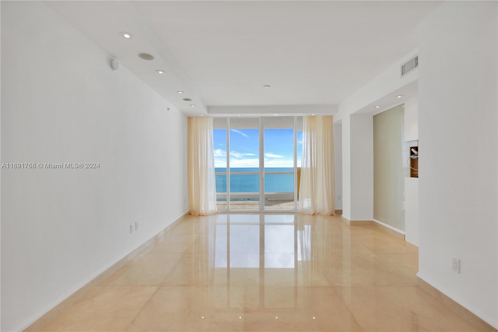 17875 Collins Ave #905, Sunny Isles Beach, Florida image 13