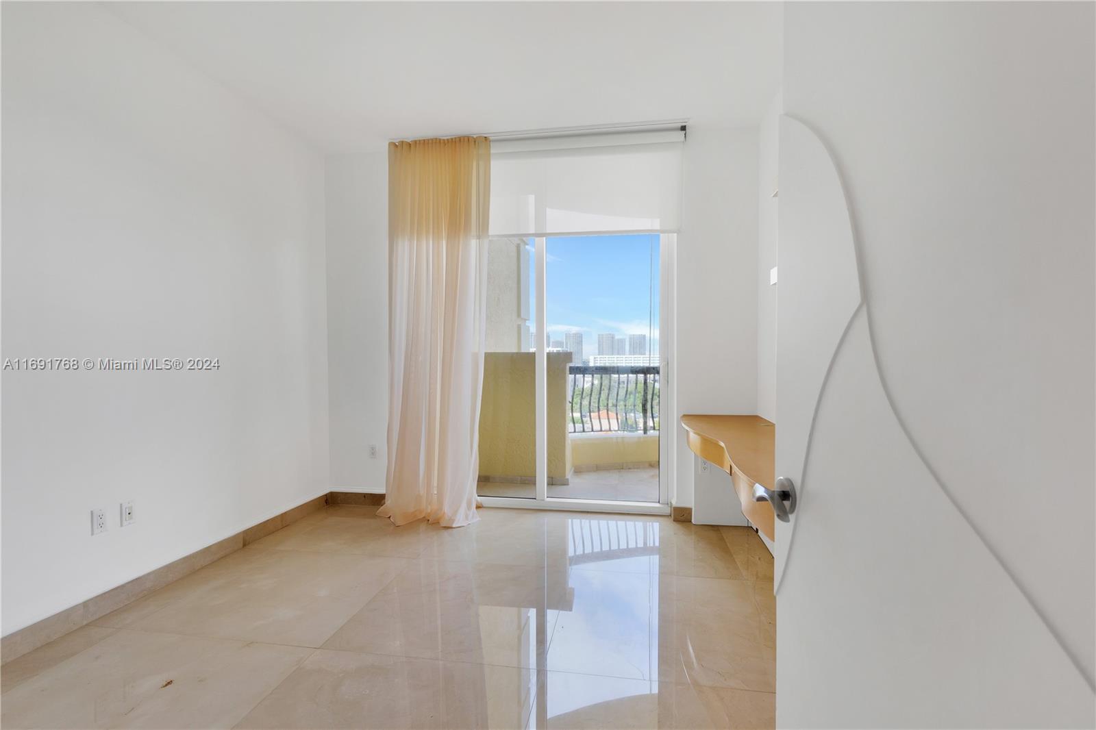 17875 Collins Ave #905, Sunny Isles Beach, Florida image 31