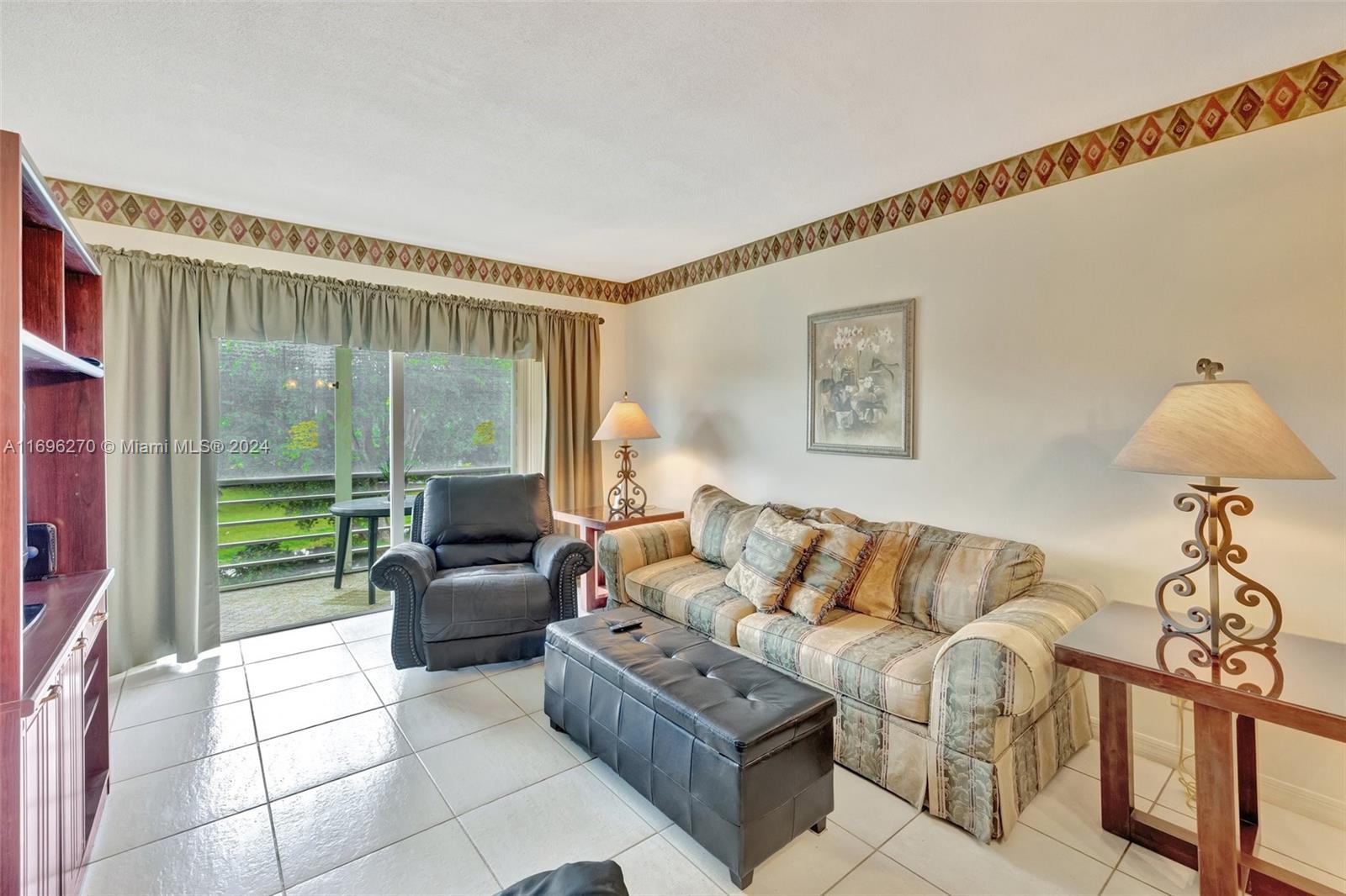 2801 NW 47th Ter #303B, Lauderdale Lakes, Florida image 11