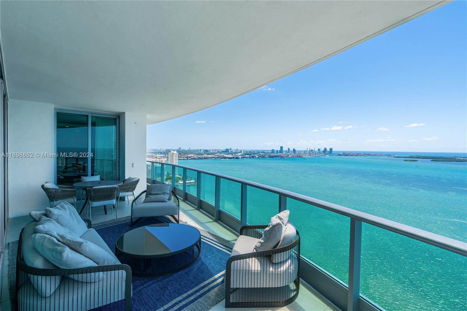 1331 Brickell Bay Dr #3611, Miami FL 33131