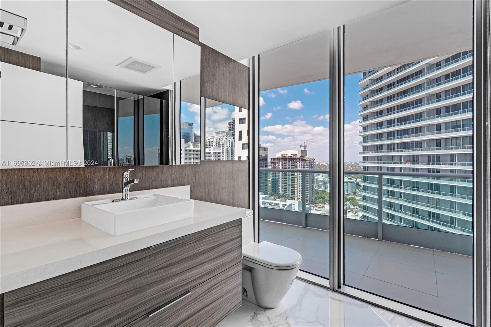 1331 Brickell Bay Dr #3611, Miami FL 33131