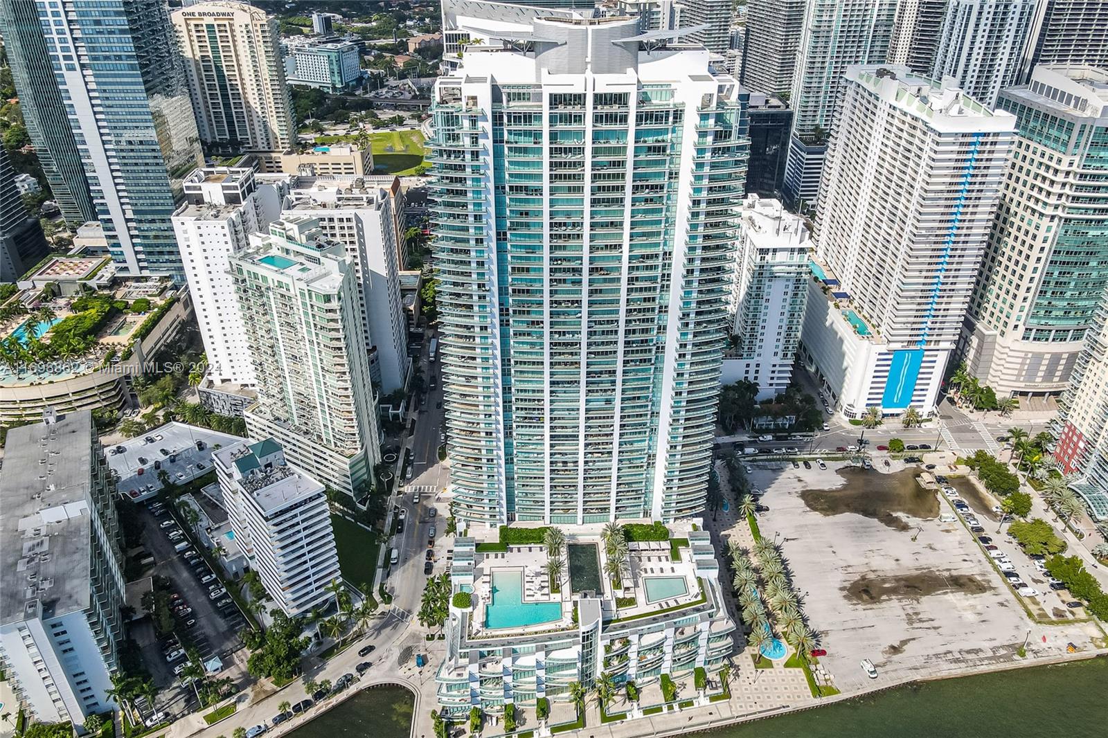 1331 Brickell Bay Dr #3611, Miami FL 33131