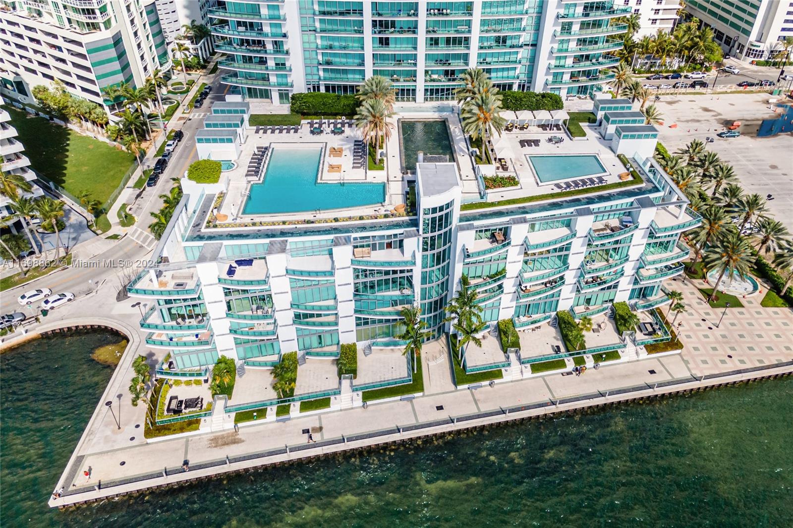 1331 Brickell Bay Dr #3611, Miami FL 33131