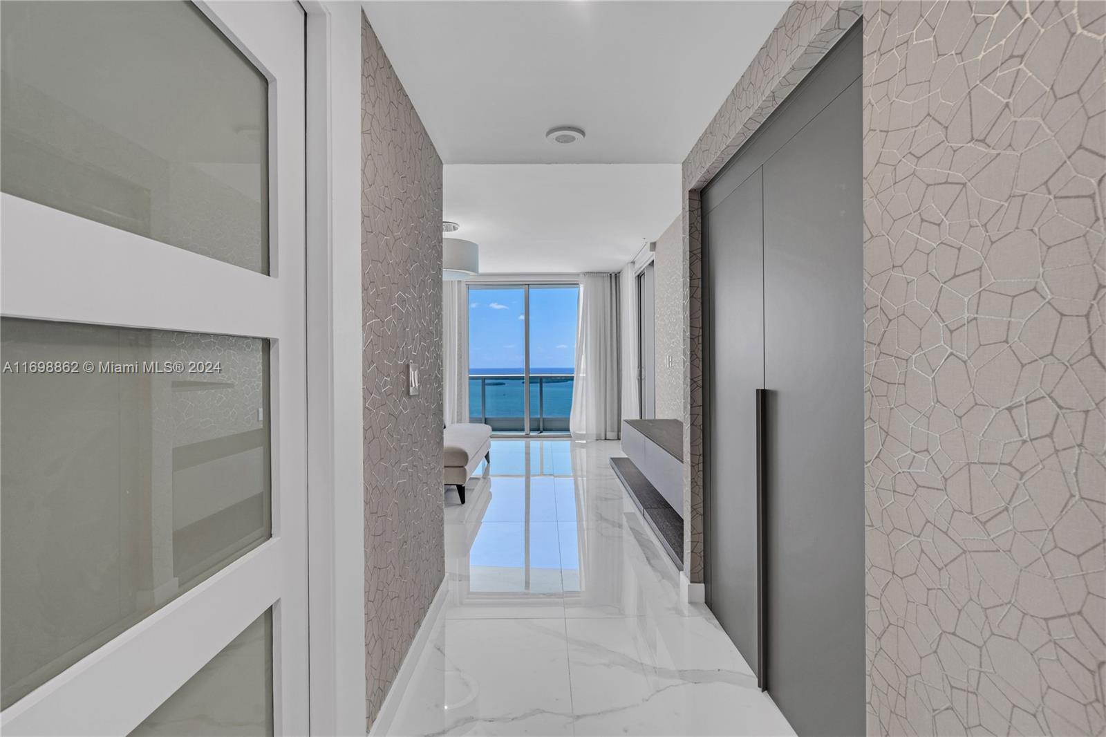 1331 Brickell Bay Dr #3611, Miami FL 33131