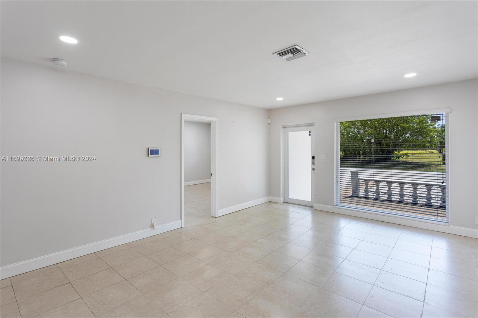 3241 NE 17th Ave, Oakland Park, Florida image 10