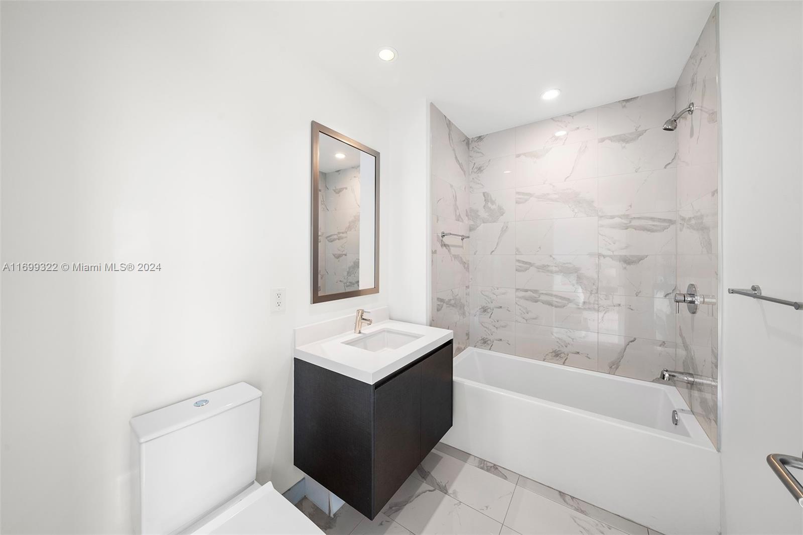 851 NE 1st Ave #1209, Miami FL 33132
