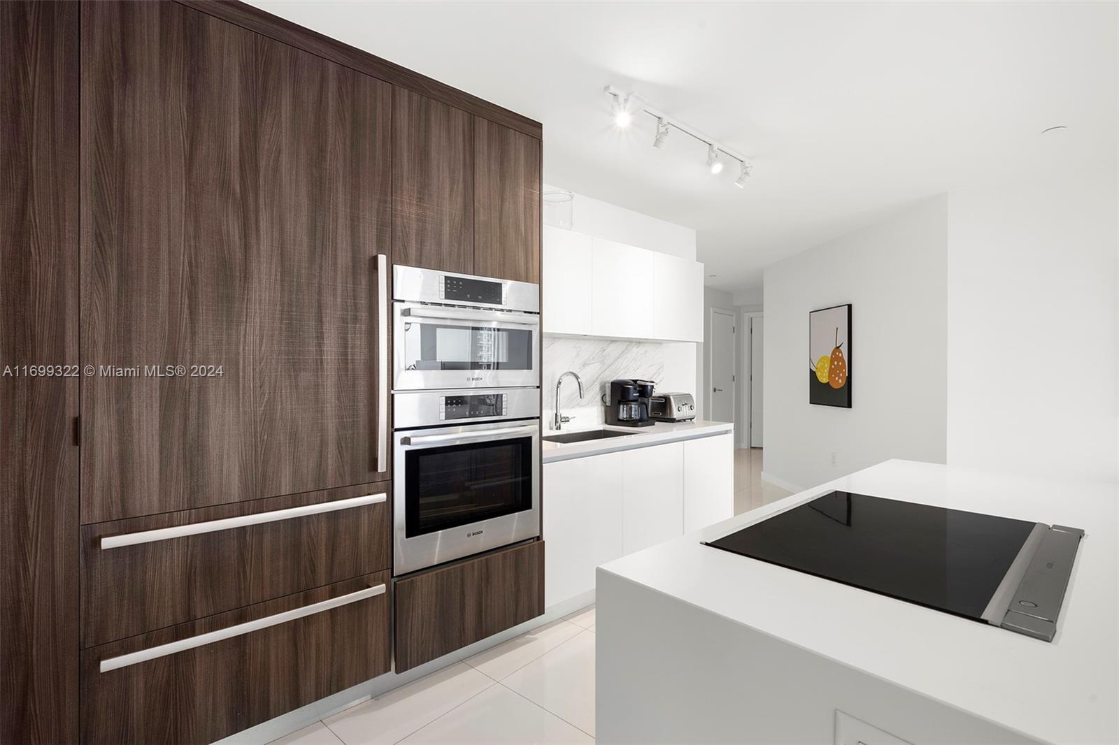 851 NE 1st Ave #1209, Miami FL 33132