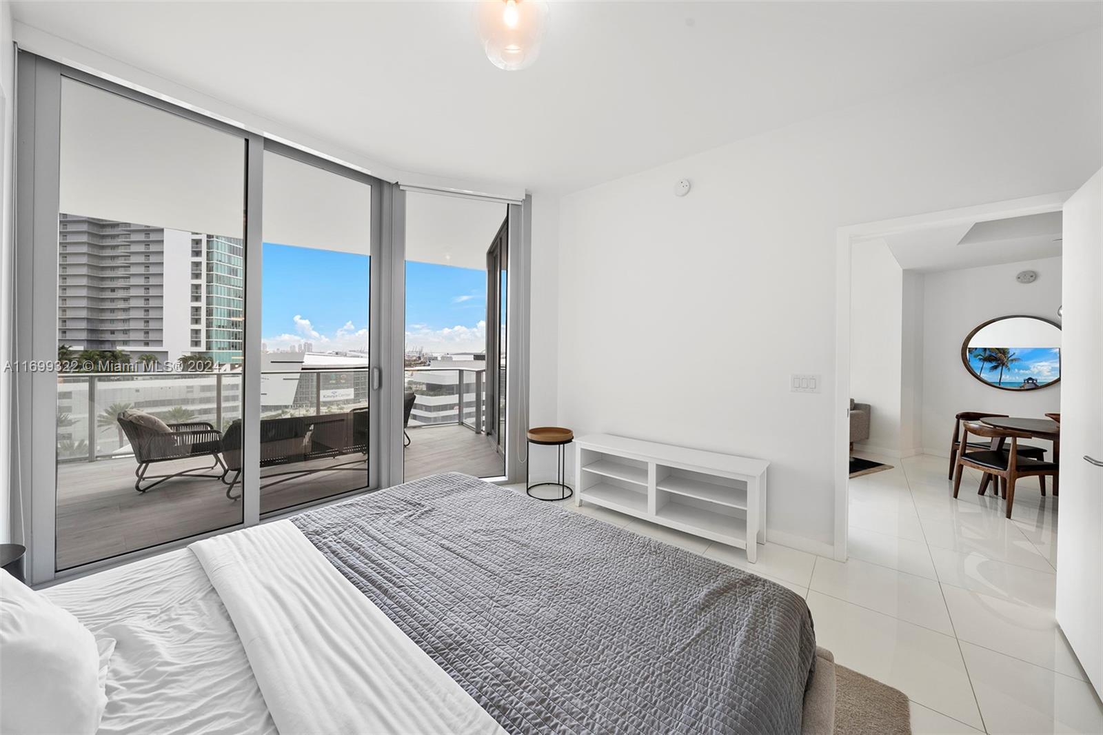 851 NE 1st Ave #1209, Miami FL 33132